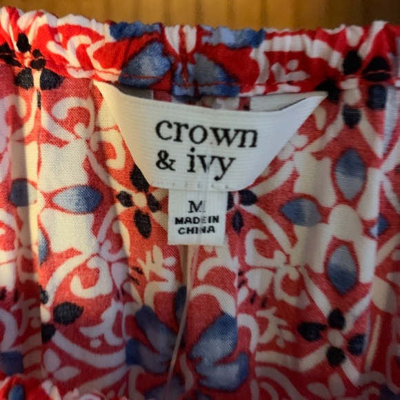Crown & Ivy tassel tunic. NWOT. Retail 69‎ - Picture 4 of 4